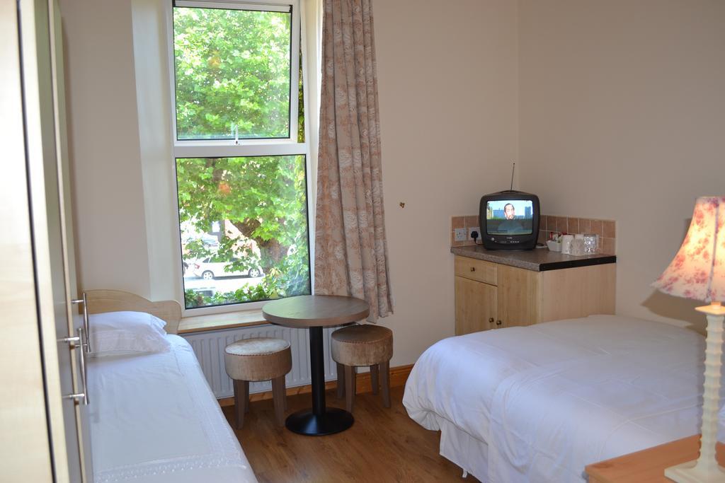 Aine Rose Guest Accommodation 더블린 외부 사진