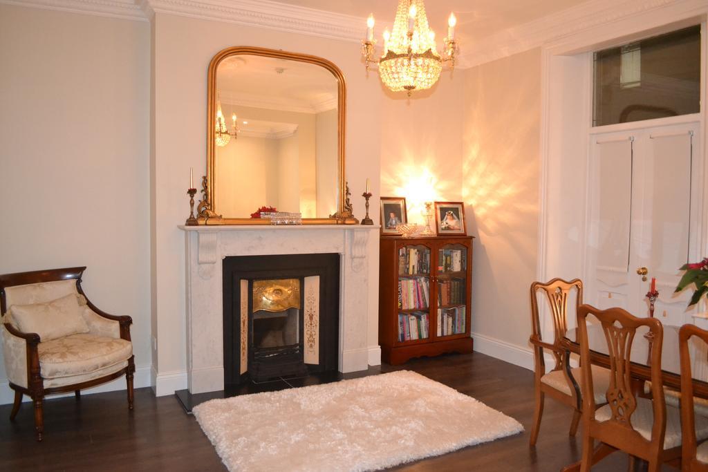 Aine Rose Guest Accommodation 더블린 외부 사진