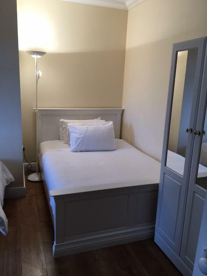 Aine Rose Guest Accommodation 더블린 외부 사진